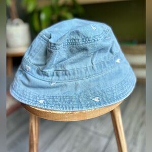 American Eagle Light Wash Denim Bucket Hat | White Embroidered Hearts | One Size